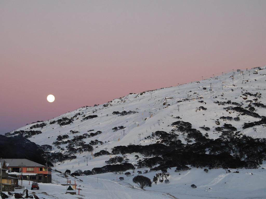 Perisher Manor Hotel Perisher Valley Εξωτερικό φωτογραφία
