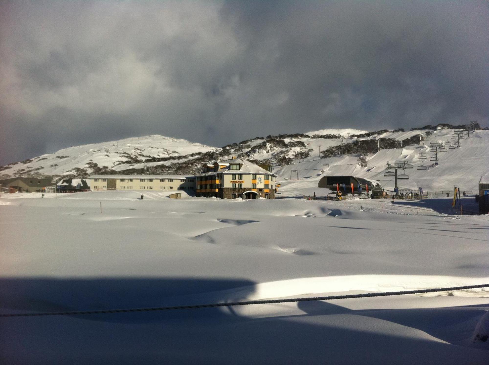 Perisher Manor Hotel Perisher Valley Εξωτερικό φωτογραφία